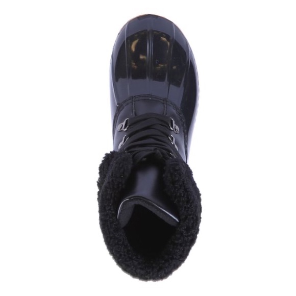 DV by Dolce Vita Black Faux Shearling Trim Duck Boot, 7M - Picture 5 of 7